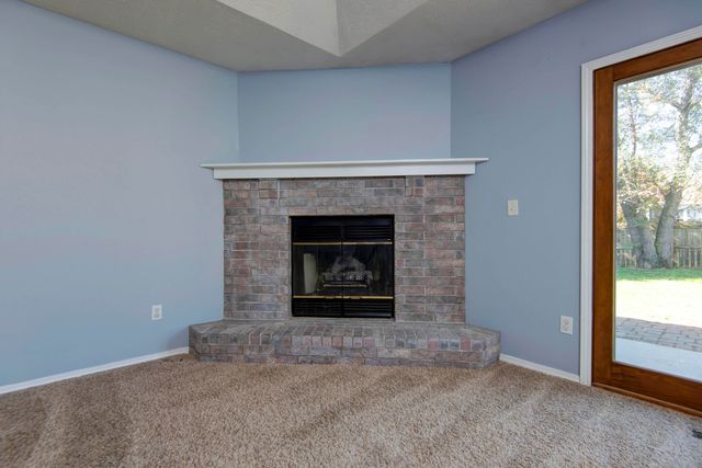 3243 S Nettleton Avenue, Springfield, MO 65807