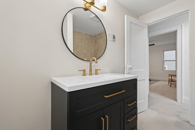 335 E Weber Road, Columbus, OH 43202
