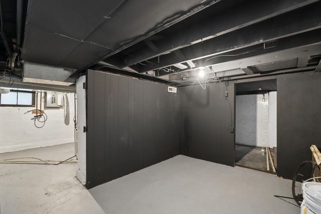 335 E Weber Road, Columbus, OH 43202