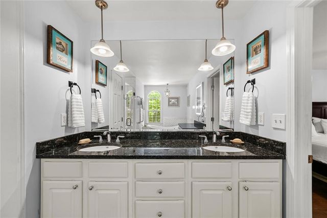 2320 Brownstone Court NE, Marietta, GA 30062