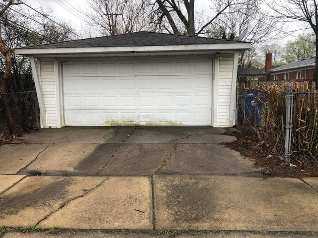 12770 Leverne, Redford, MI 48239