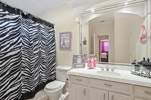 247 Old Spring Lane, Houston, TX 77015