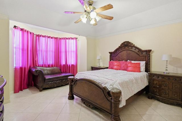 247 Old Spring Lane, Houston, TX 77015