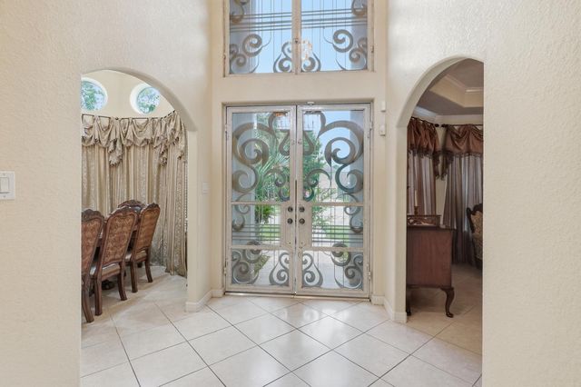 247 Old Spring Lane, Houston, TX 77015