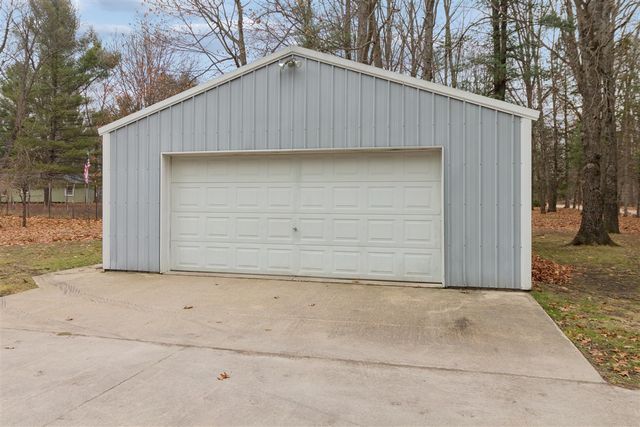 2430 Indian Trail, Evart, MI 49631