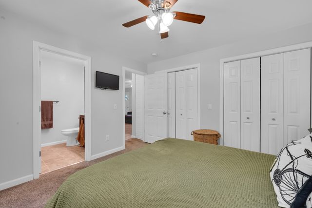6 Barrett Rd, North Brookfield, MA 01535