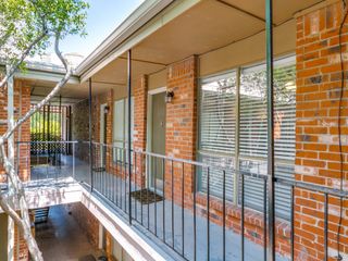 4525 Gilbert Avenue 203, Dallas, TX 75219