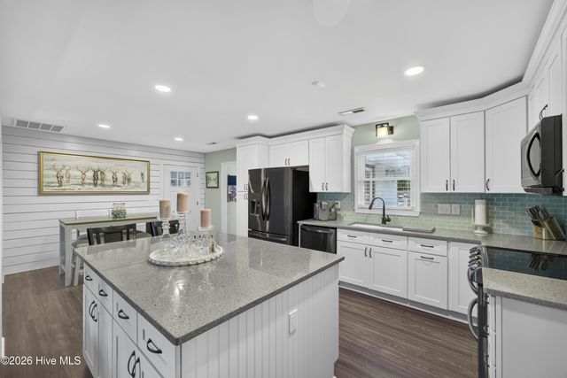 1520 River Road SE, Winnabow, NC 28479