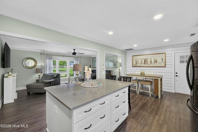1520 River Road SE, Winnabow, NC 28479