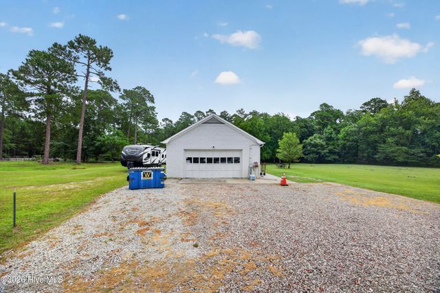 1520 River Road SE, Winnabow, NC 28479