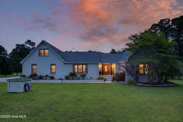 1520 River Road SE, Winnabow, NC 28479