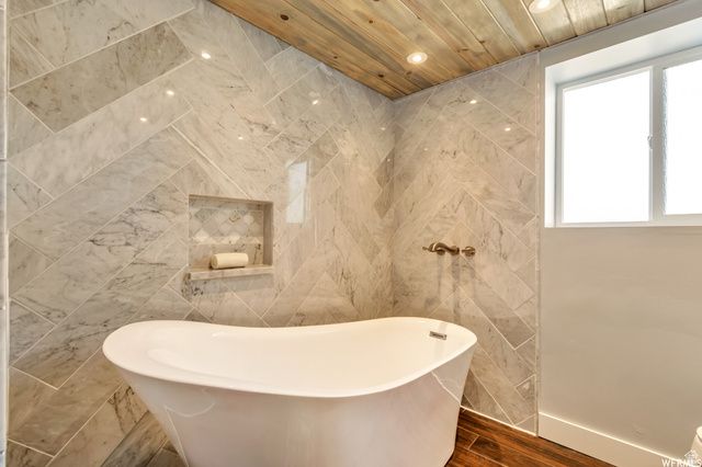 82 S ANGELA WAY, North Salt Lake, UT 84054