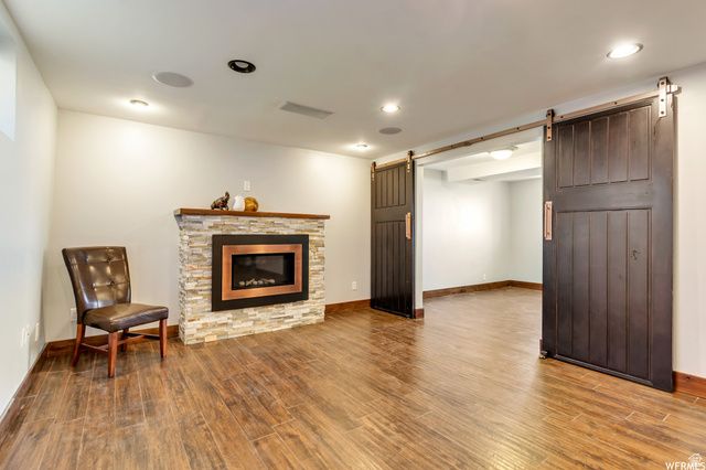 82 S ANGELA WAY, North Salt Lake, UT 84054