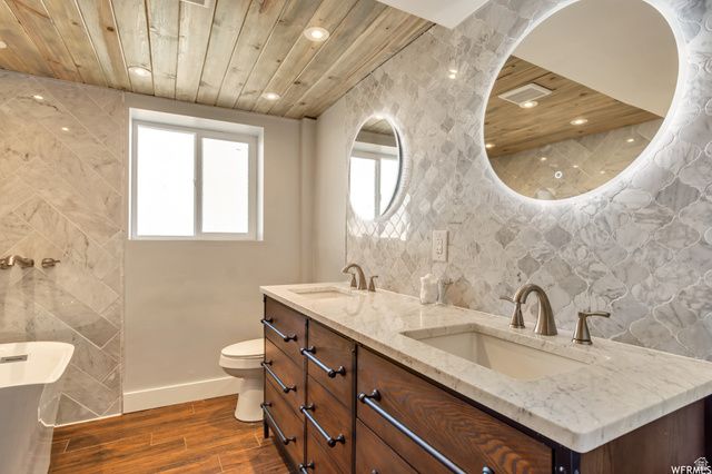 82 S ANGELA WAY, North Salt Lake, UT 84054