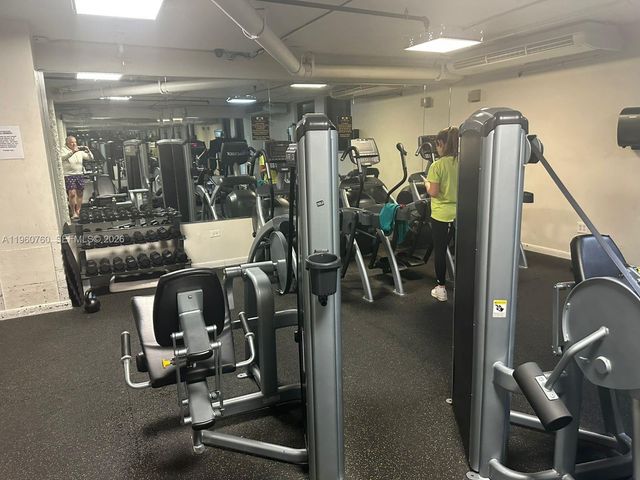 801 Brickell Bay Dr 761, Miami, FL 33131