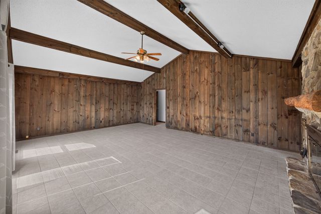 2410 Browns Mill Rd, Cookeville, TN 38506