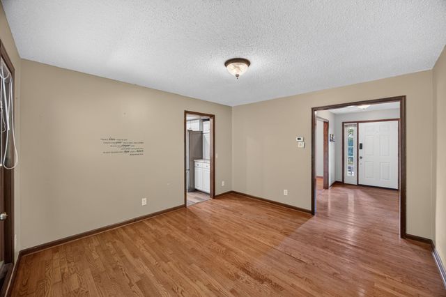2410 Browns Mill Rd, Cookeville, TN 38506
