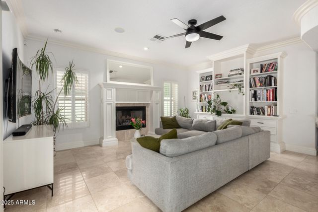 2026 E CORTEZ Drive, Gilbert, AZ 85234
