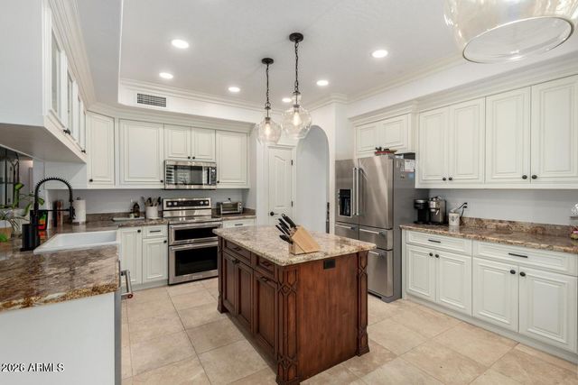 2026 E CORTEZ Drive, Gilbert, AZ 85234