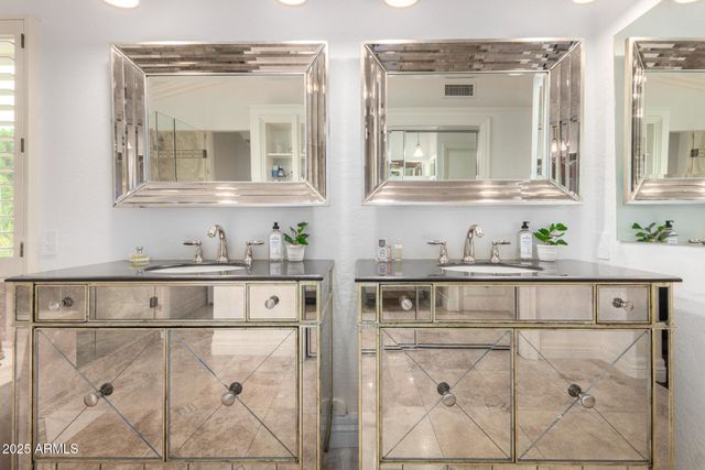 2026 E CORTEZ Drive, Gilbert, AZ 85234