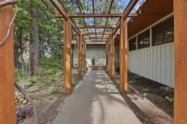 7809 S Ramona Rd, Spokane, WA 99224