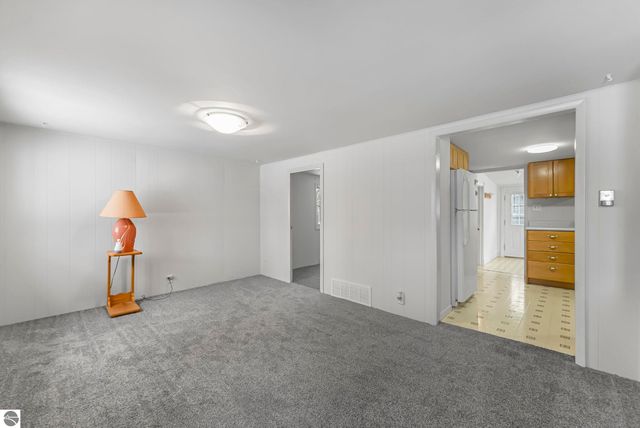 1229 Santo Street, Traverse City, MI 49686