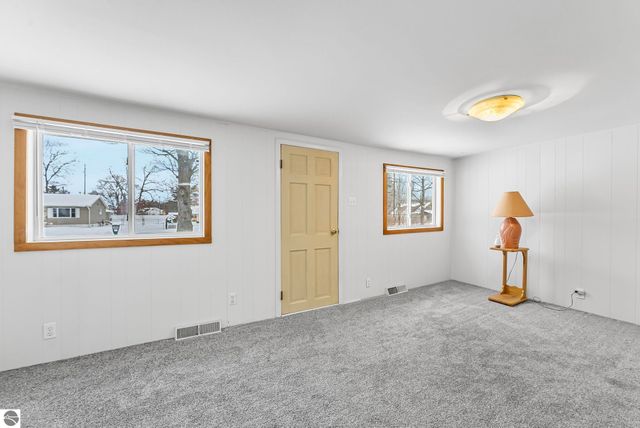 1229 Santo Street, Traverse City, MI 49686