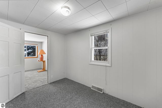 1229 Santo Street, Traverse City, MI 49686