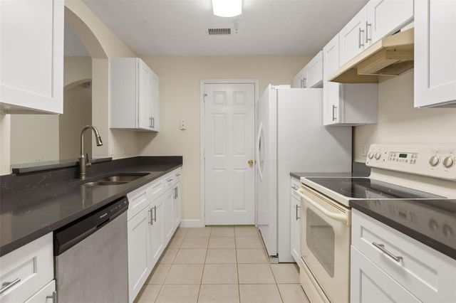 3930 SOUTHPOINTE DRIVE 205, Orlando, FL 32822