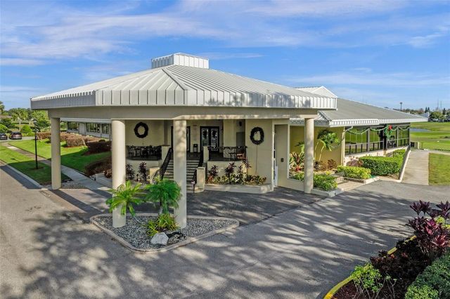 3930 SOUTHPOINTE DRIVE 205, Orlando, FL 32822