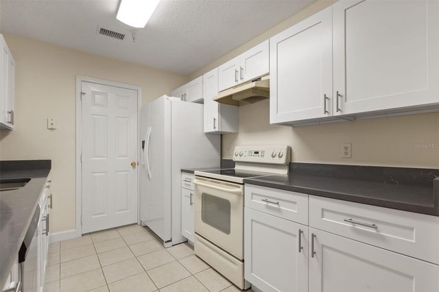 3930 SOUTHPOINTE DRIVE 205, Orlando, FL 32822