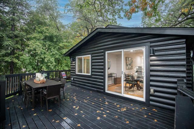 5261 Twin Lake Boulevard E, Brooklyn Center, MN 55429