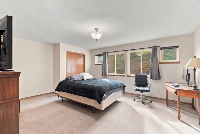 1012 W Winder Ln, Spokane, WA 99224