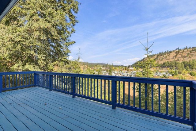 1012 W Winder Ln, Spokane, WA 99224