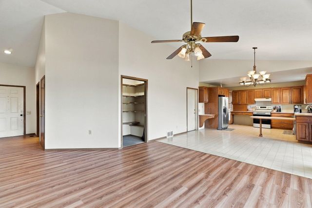 1012 W Winder Ln, Spokane, WA 99224