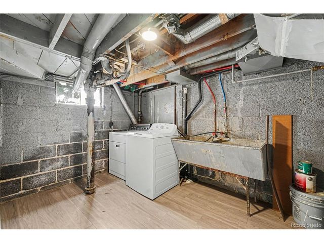 2840 W Park Pl, Denver, CO 80219