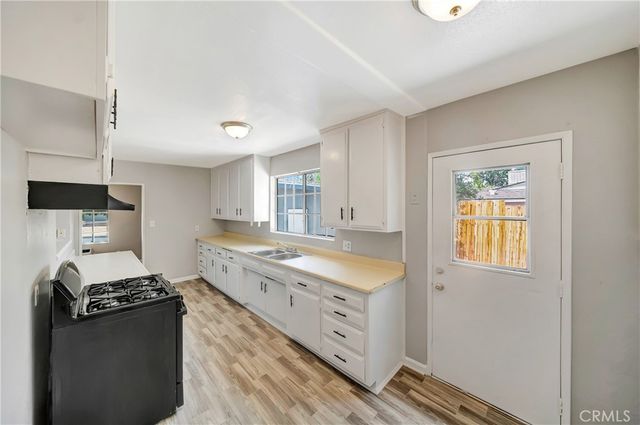 44258 Foxton, Lancaster, CA 93535