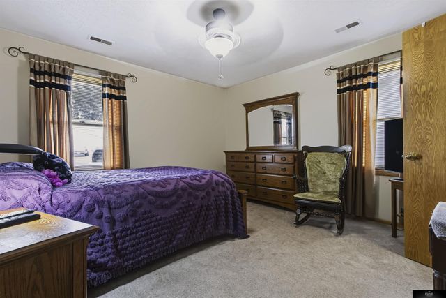 1816 W S Street, Lincoln, NE 68528