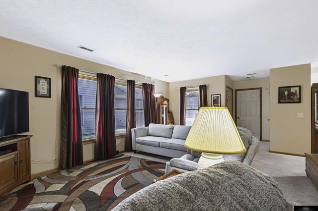 1816 W S Street, Lincoln, NE 68528