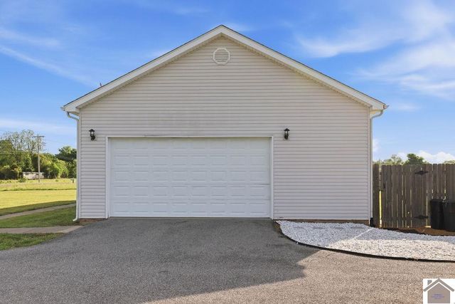 1364 US Highway 60 West, Ledbetter, KY 42058