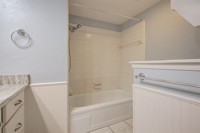 813 S Avery Street, Moore, OK 73160