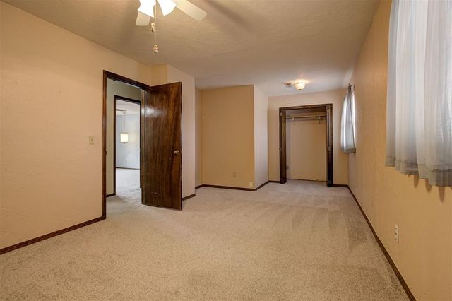 813 S Avery Street, Moore, OK 73160