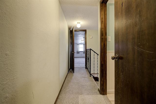 813 S Avery Street, Moore, OK 73160