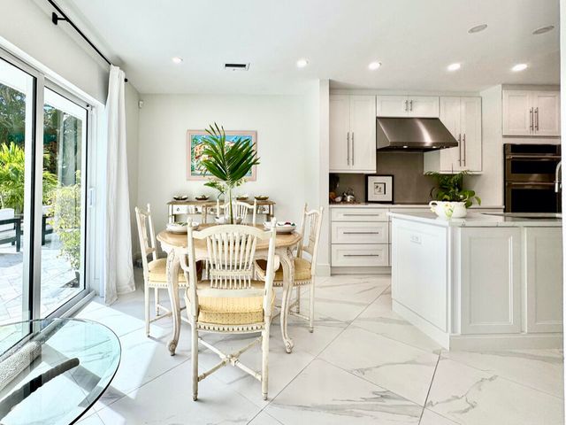 15240 Tall Oak Avenue, Delray Beach, FL 33446