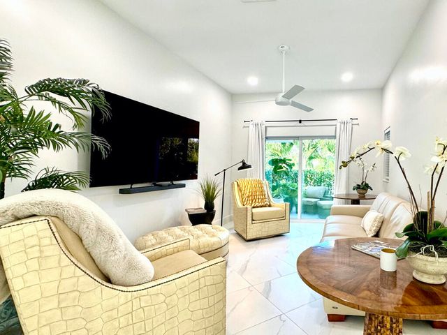 15240 Tall Oak Avenue, Delray Beach, FL 33446