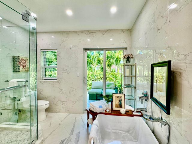 15240 Tall Oak Avenue, Delray Beach, FL 33446