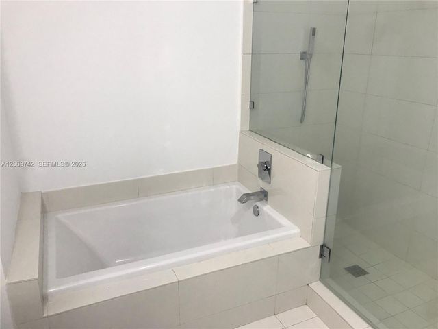 1100 S Miami Avenue 809, Miami, FL 33130