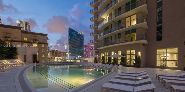 1100 S Miami Avenue 809, Miami, FL 33130