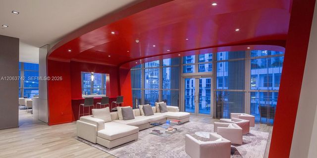1100 S Miami Avenue 809, Miami, FL 33130