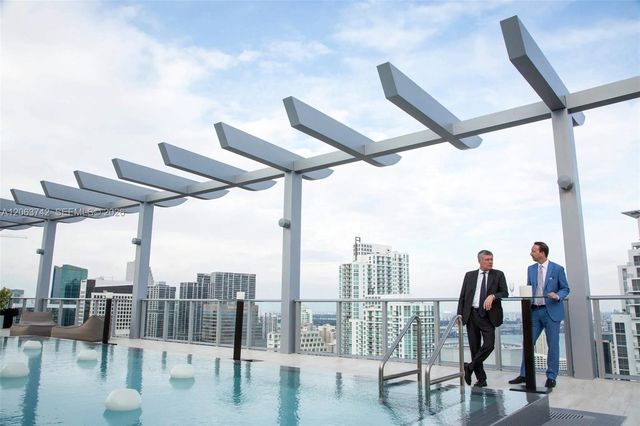 1100 S Miami Avenue 809, Miami, FL 33130